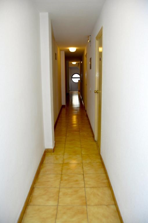 Hostal El Jardin Benidorm Exterior foto
